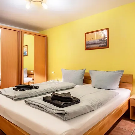 Apartment Am Deich - 4 *