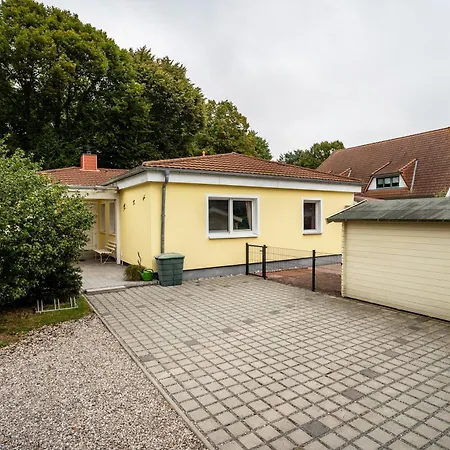 Apartment Am Deich - 4 Prerow