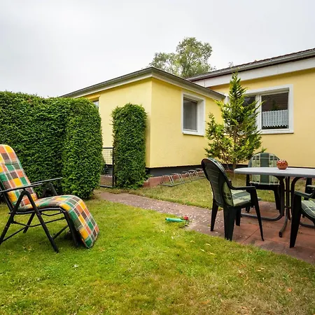 Am Deich - 4 Apartment Prerow